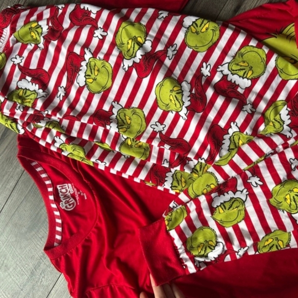 Go Grinch or Go Home Size L, Two Piece Set, Long Tee & Joggers - Very Soft - Picture 3 of 3